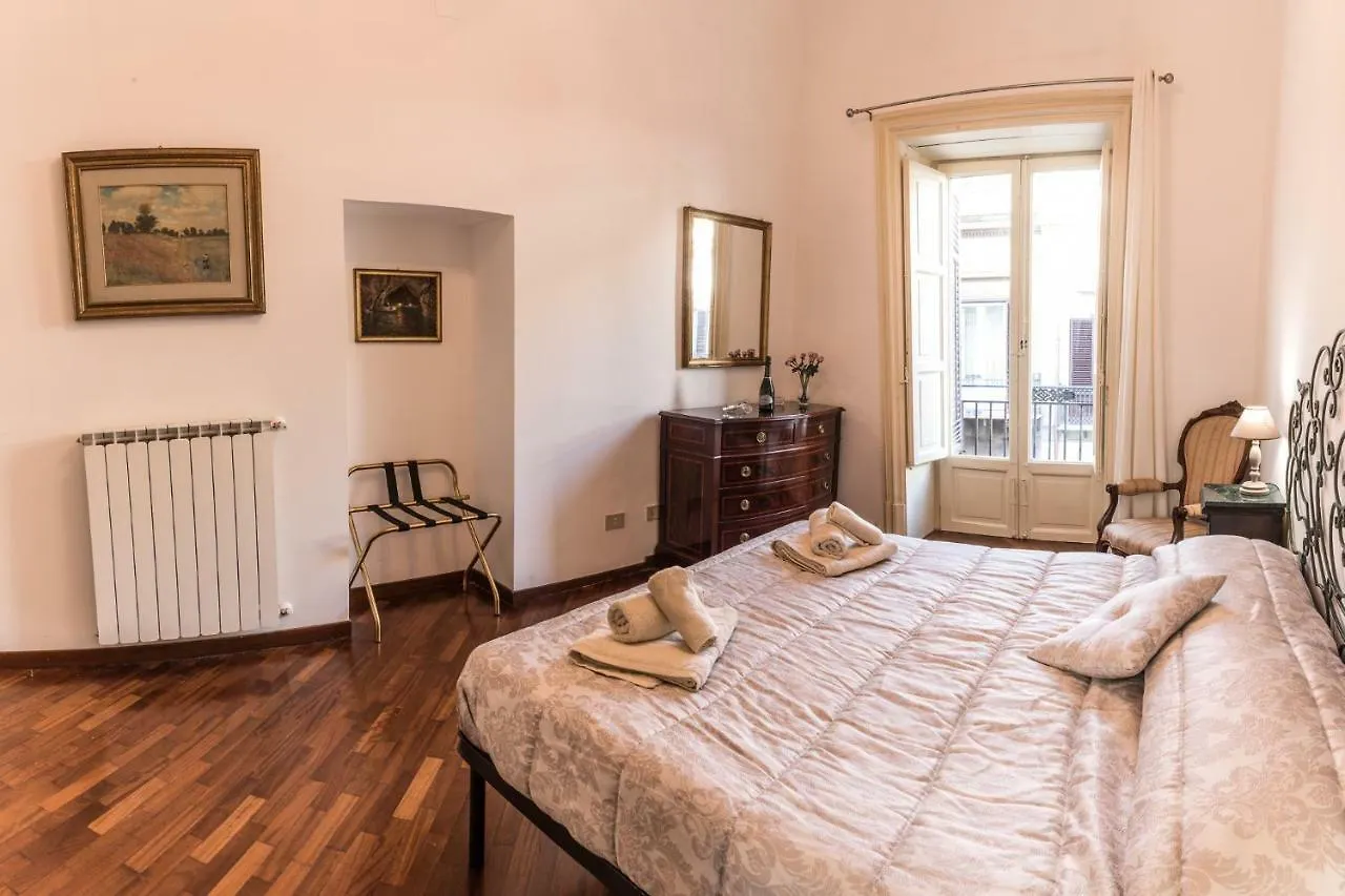Appartamento Palazzo Pace Al Cassaro Palermo